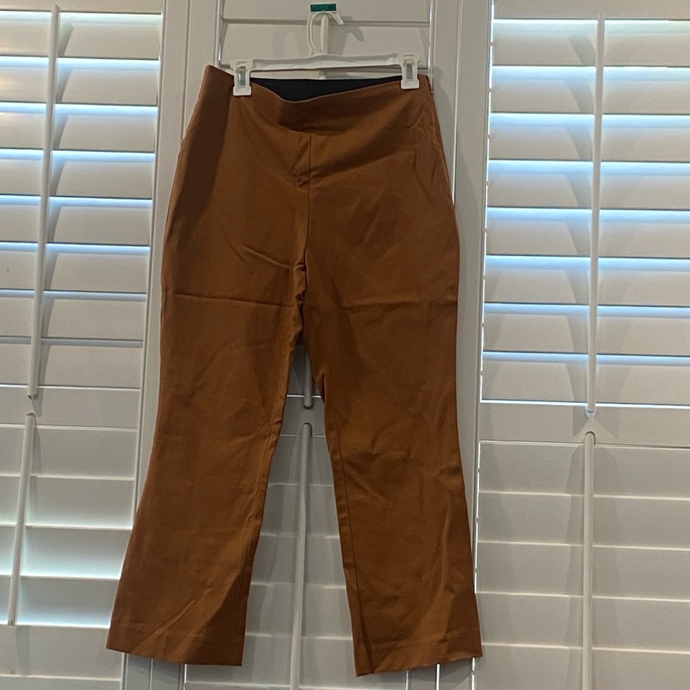 A new day- high waisted stretchy cropped trousers size 8